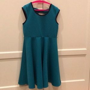 Teen sleeveless dress